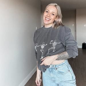 Meet your Posher, Alexandra